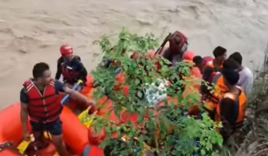 Seven youths stranded in middle of Banganga rescued safely